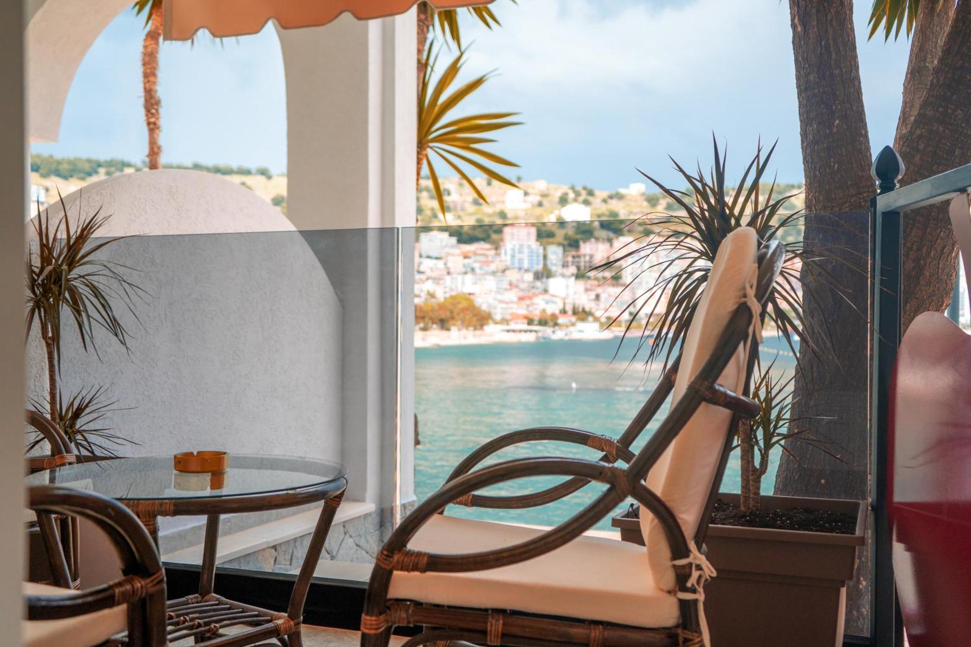 Adam & Eve Saranda