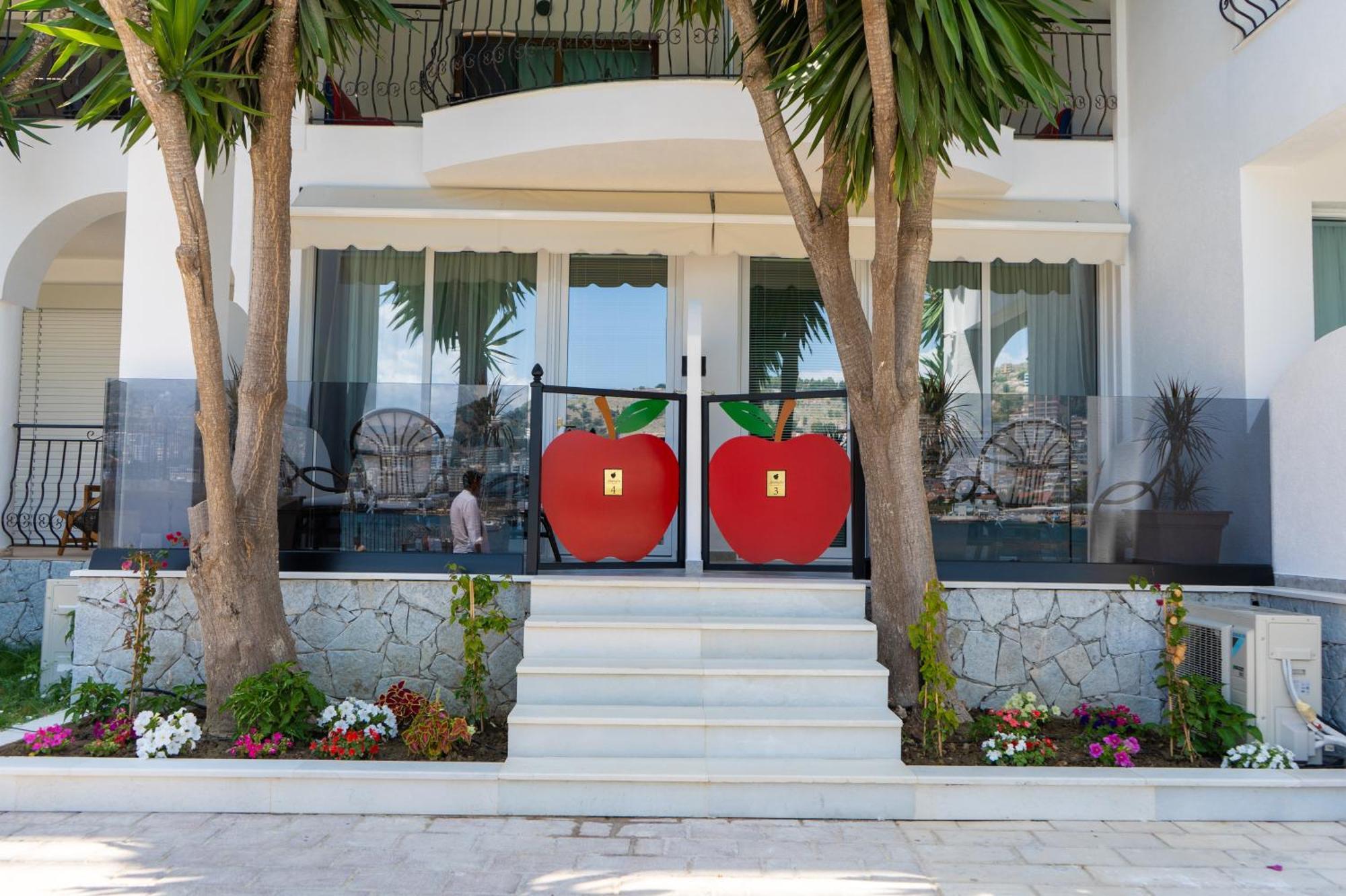 Adam & Eve Hotel Saranda